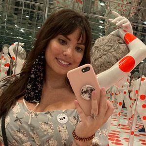 Meet your Posher, Larkin